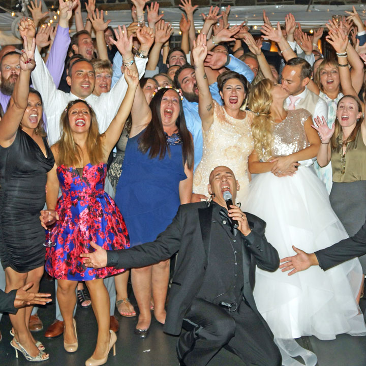 new-leaf-cafe-wedding-bride-groom
